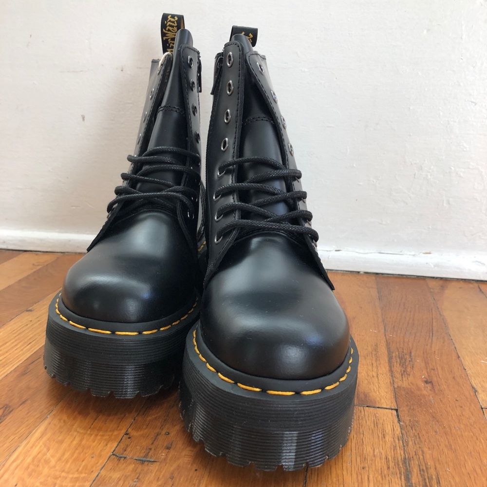 Brand new never worn Doc Martin Jadon boots